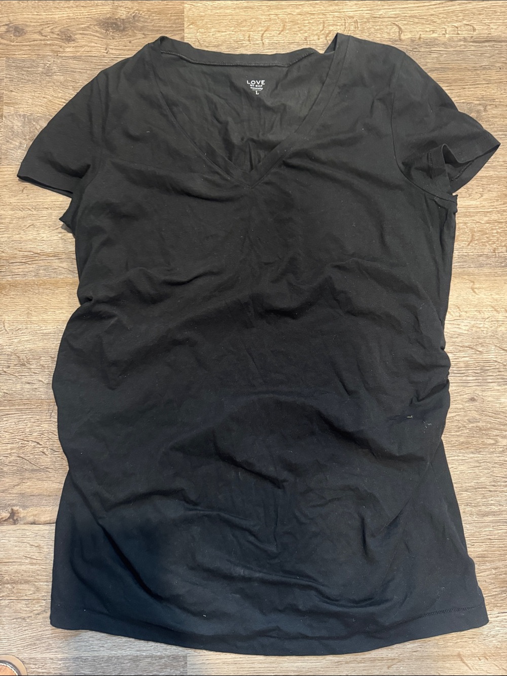 Love by Gap Black V-Neck maternity top